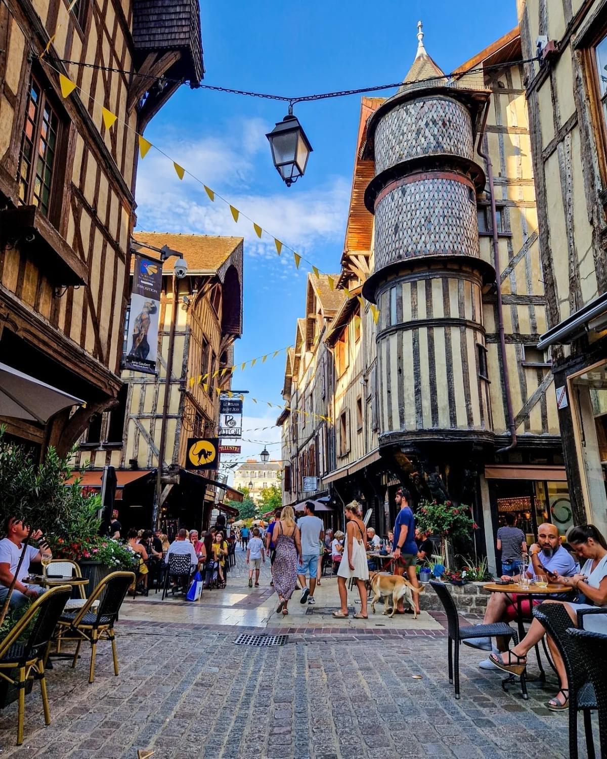 Le Sacre Troyes Exterior foto